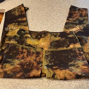 Fleo Ivy night leggings. Bounce fabric. Size L